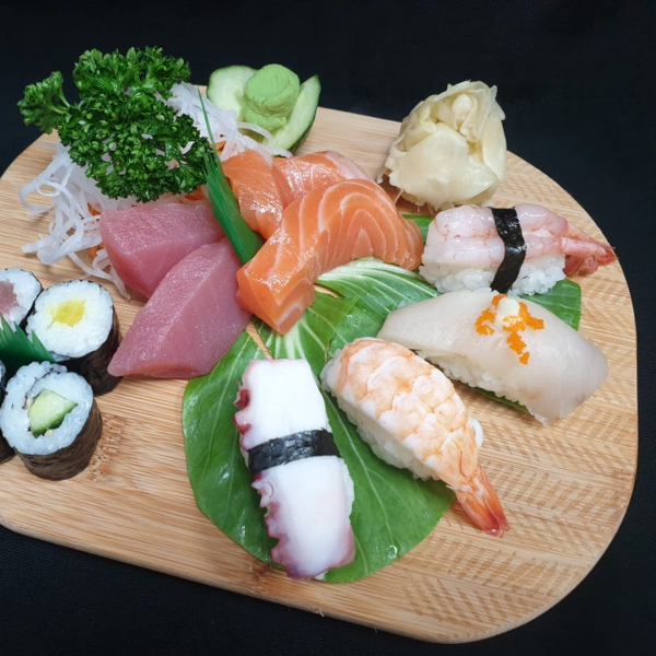 Kiyomi| Pure Beauty Sushi Platter